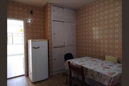 Casa à venda com 102m², 5 quartos e 3 vagasCasa 1: cozinha