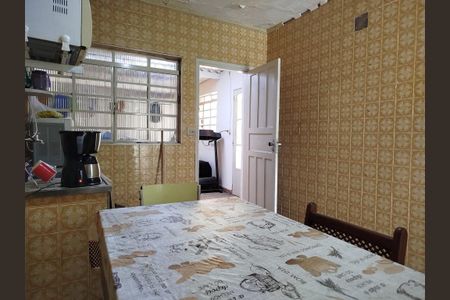 Casa à venda com 102m², 5 quartos e 3 vagasCasa 1: cozinha