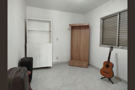 Casa à venda com 102m², 5 quartos e 3 vagasCasa 1: quarto 1