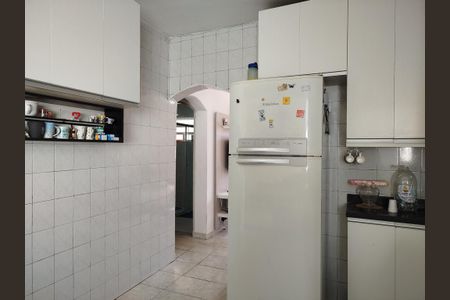 Casa à venda com 102m², 5 quartos e 3 vagasCasa 2: cozinha americana