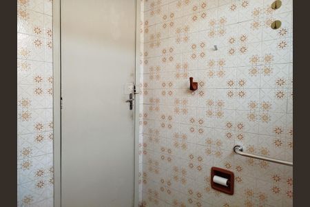 Casa à venda com 102m², 5 quartos e 3 vagasCasa 1: banheiro