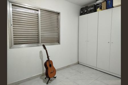 Casa à venda com 102m², 5 quartos e 3 vagasCasa 1: quarto 1