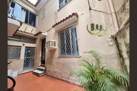 Apartamento à venda com 67m², 2 quartos e sem vaga