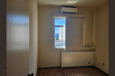 Apartamento à venda com 70m², 2 quartos e 1 vaga