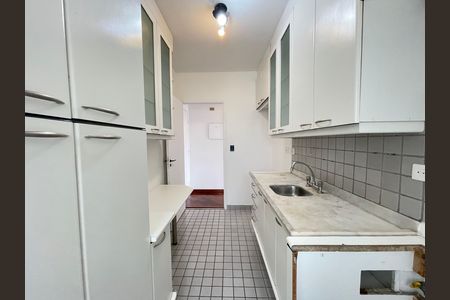 Apartamento à venda com 63m², 3 quartos e 1 vaga Apartamento à venda com 63m², 3 quartos e 1 vagaCozinha e Área de Serviço