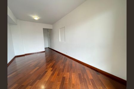 Sala de apartamento à venda com 3 quartos, 63m² em Butantã, São Paulo