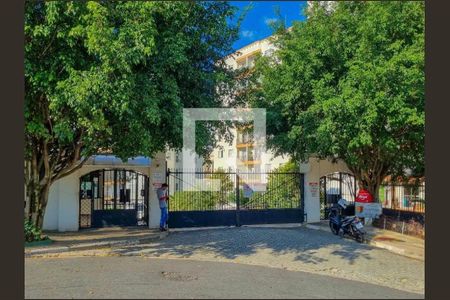 Apartamento à venda com 63m², 3 quartos e 1 vaga Apartamento à venda com 63m², 3 quartos e 1 vagaFachada e portaria