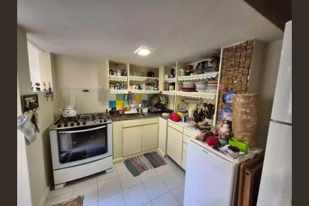 Casa à venda com 200m², 4 quartos e 1 vaga