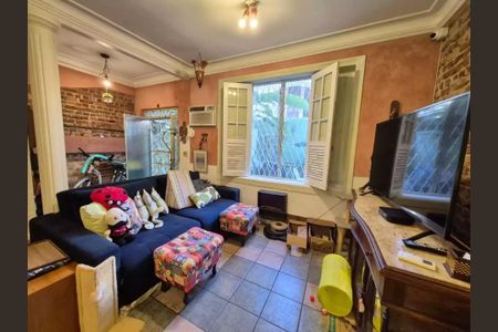 Casa à venda com 200m², 4 quartos e 1 vaga