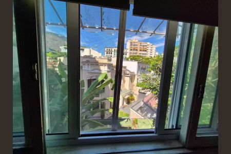 Casa à venda com 200m², 4 quartos e 1 vaga