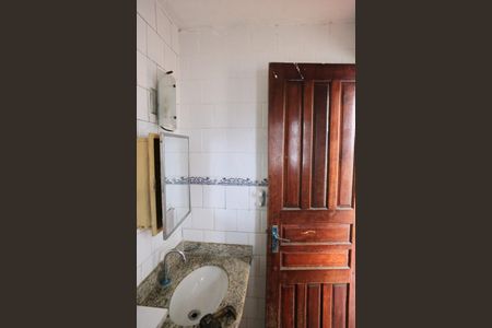 Casa para alugar com 43m², 2 quartos e sem vagaBanheiro