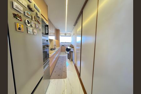 Apartamento à venda com 120m², 3 quartos e 2 vagasCozinha