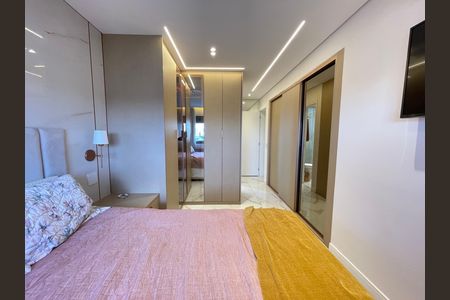 Apartamento à venda com 120m², 3 quartos e 2 vagasSuíte 1