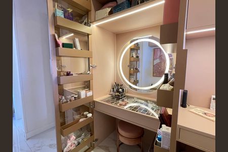 Apartamento à venda com 120m², 3 quartos e 2 vagasSuíte 3
