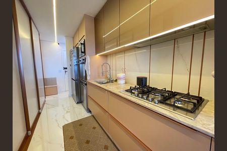 Apartamento à venda com 120m², 3 quartos e 2 vagasCozinha