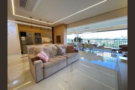 Apartamento à venda com 120m², 3 quartos e 2 vagasSala