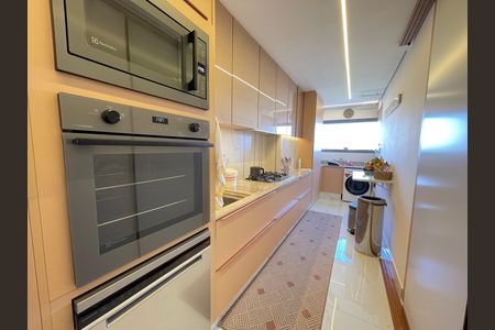 Apartamento à venda com 120m², 3 quartos e 2 vagasCozinha