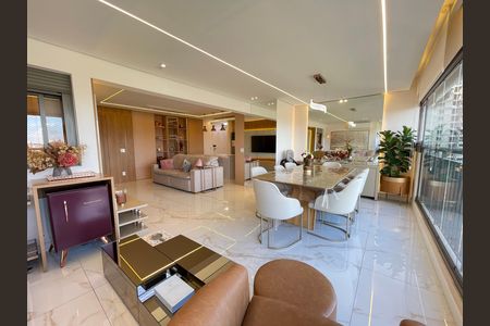 Apartamento à venda com 120m², 3 quartos e 2 vagasVaranda