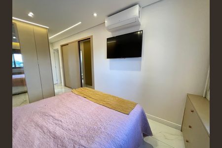 Apartamento à venda com 120m², 3 quartos e 2 vagasSuíte 1