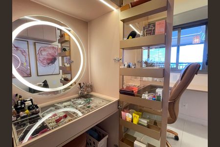 Apartamento à venda com 120m², 3 quartos e 2 vagasSuíte 3