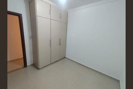 Casa para alugar com 260m², 3 quartos e 3 vagas