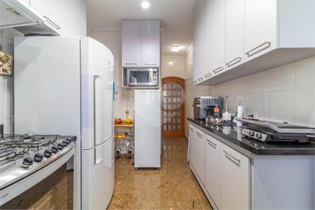 Apartamento à venda com 174m², 3 quartos e 4 vagas