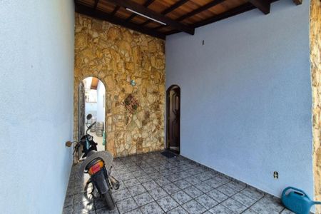 Casa à venda com 132m², 3 quartos e 2 vagas Casa à venda com 132m², 3 quartos e 2 vagasGaragem