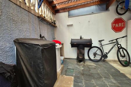 Casa à venda com 132m², 3 quartos e 2 vagas Casa à venda com 132m², 3 quartos e 2 vagasÁrea de Serviço