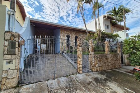 Casa à venda com 132m², 3 quartos e 2 vagas Casa à venda com 132m², 3 quartos e 2 vagasFachada do Prédio