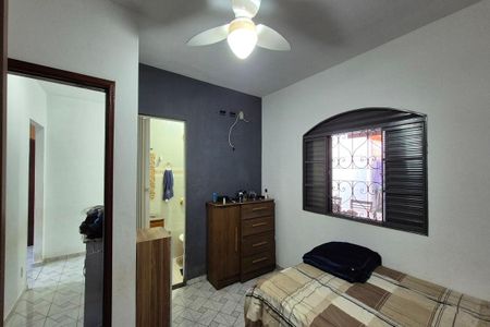 Casa à venda com 132m², 3 quartos e 2 vagas Casa à venda com 132m², 3 quartos e 2 vagasQuarto 3 - Suíte