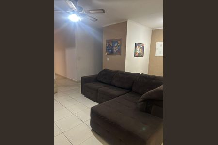 Casa de condomínio à venda com 59m², 2 quartos e 2 vagas Casa de condomínio à venda com 59m², 2 quartos e 2 vagasSala