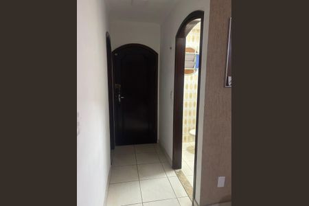 Casa de condomínio à venda com 59m², 2 quartos e 2 vagas Casa de condomínio à venda com 59m², 2 quartos e 2 vagasCorredor