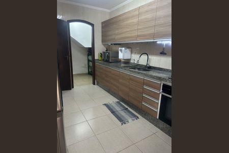 Casa de condomínio à venda com 59m², 2 quartos e 2 vagas Casa de condomínio à venda com 59m², 2 quartos e 2 vagasCozinha