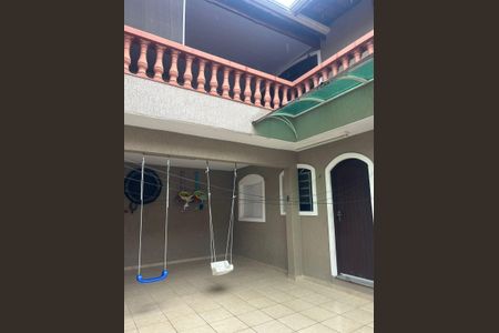 Casa de condomínio à venda com 59m², 2 quartos e 2 vagas Casa de condomínio à venda com 59m², 2 quartos e 2 vagasÁrea Externa
