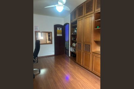 Casa de condomínio à venda com 59m², 2 quartos e 2 vagas Casa de condomínio à venda com 59m², 2 quartos e 2 vagasQuarto