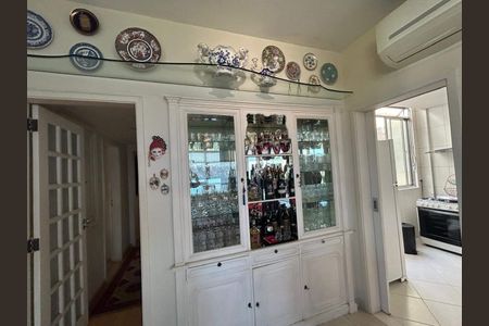 Apartamento à venda com 151m², 3 quartos e 1 vaga