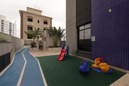 Apartamento à venda com 59m², 2 quartos e 1 vagaÁrea Comum - Playground