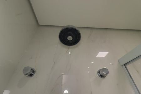 Apartamento à venda com 59m², 2 quartos e 1 vagaBanheiro da Suíte - Chuveiro