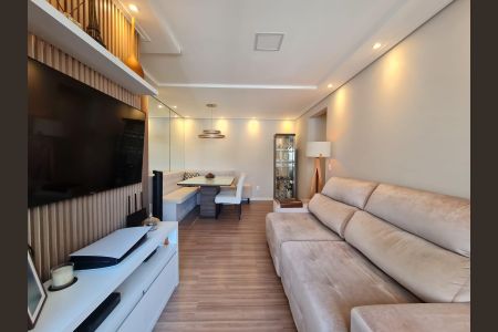 Apartamento à venda com 2 quartos, 61m² em Aclimação, São Paulo