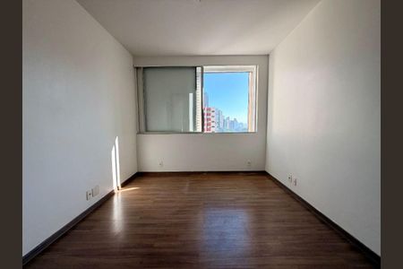 Apartamento à venda com 85m², 2 quartos e 1 vaga