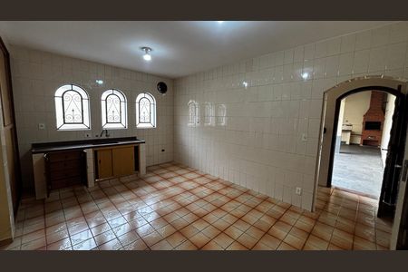 Casa para alugar com 243m², 3 quartos e 4 vagasCozinha