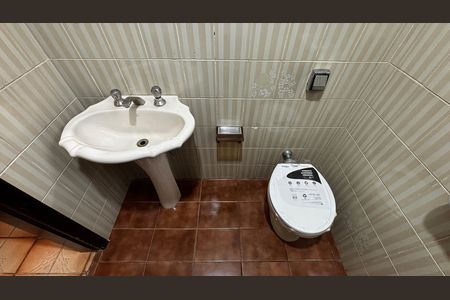 Casa para alugar com 243m², 3 quartos e 4 vagasLavabo