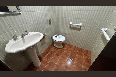Casa para alugar com 243m², 3 quartos e 4 vagasLavabo
