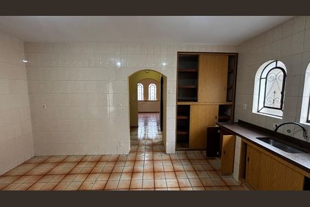 Casa para alugar com 243m², 3 quartos e 4 vagasCozinha