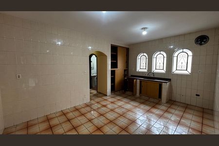 Casa para alugar com 243m², 3 quartos e 4 vagasCozinha