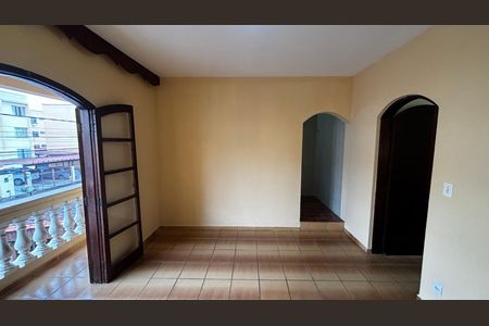 Casa para alugar com 243m², 3 quartos e 4 vagasSuite