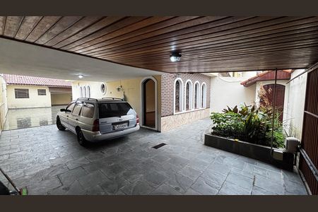 Casa para alugar com 243m², 3 quartos e 4 vagasGaragem