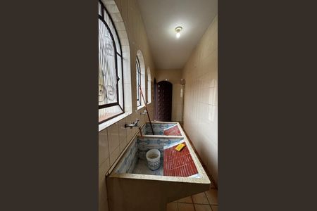 Casa para alugar com 243m², 3 quartos e 4 vagasÁrea de Serviço
