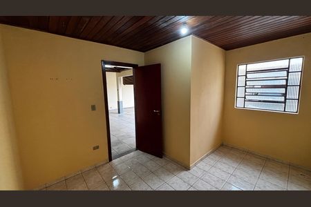 Casa para alugar com 243m², 3 quartos e 4 vagasQuintal - Quarto de Apoio