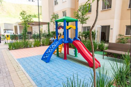 Apartamento para alugar com 33m², 1 quarto e sem vaga Apartamento para alugar com 33m², 1 quarto e sem vagaÁrea comum - Playground